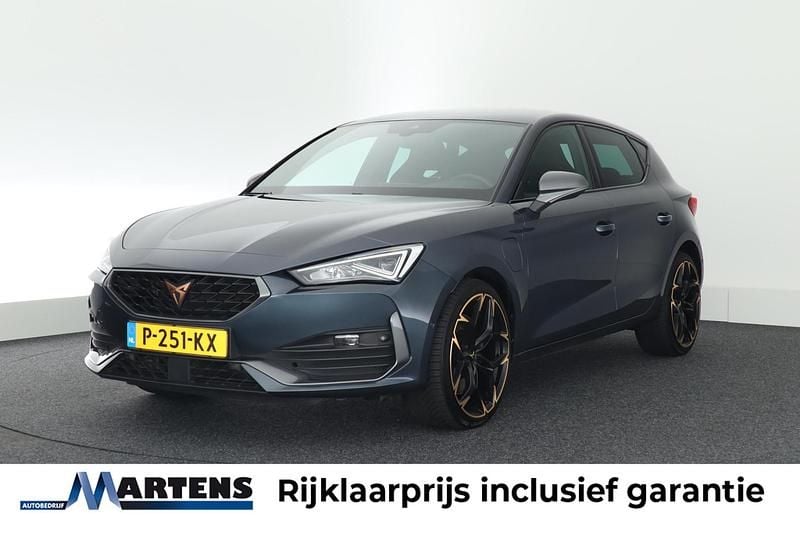 Grijs Gebruikt 2021 Cupra Leon VZ Hatchback | € 24.749 (Eerlijke prijs) - Afbeelding 1/4
