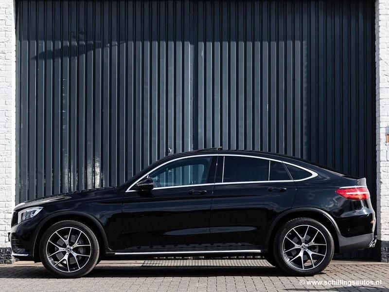Occasion Mercedes GLC250 AMG line 211 PK (155 kW) 2018 Zwart Coupé