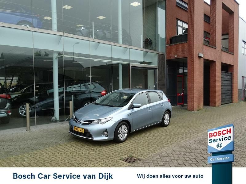 Blauw Gebruikt 2014 Toyota Auris Hybrid Hatchback | € 14.777 (Eerlijke prijs) - Afbeelding 1/4