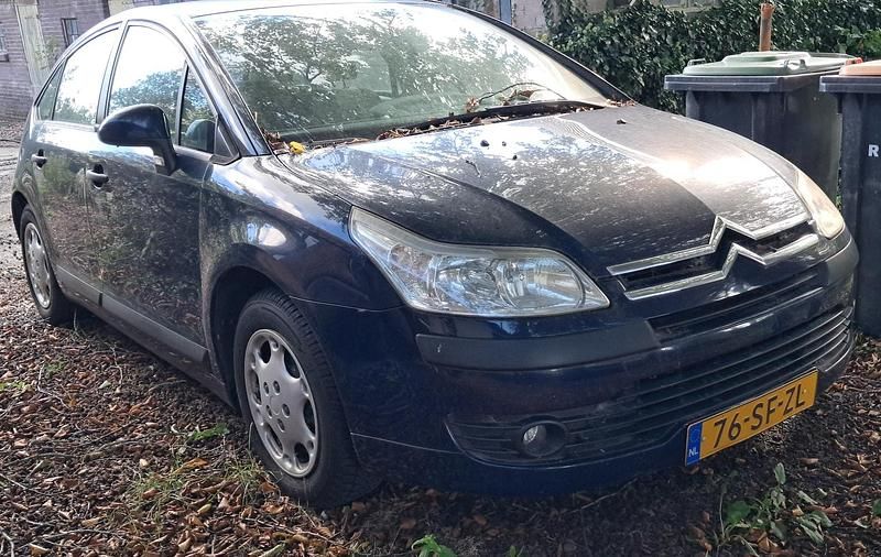 Blauw Gebruikt 2006 Citroën C4 Business Class Hatchback | € 950 (Goede deal) - Afbeelding 1/3