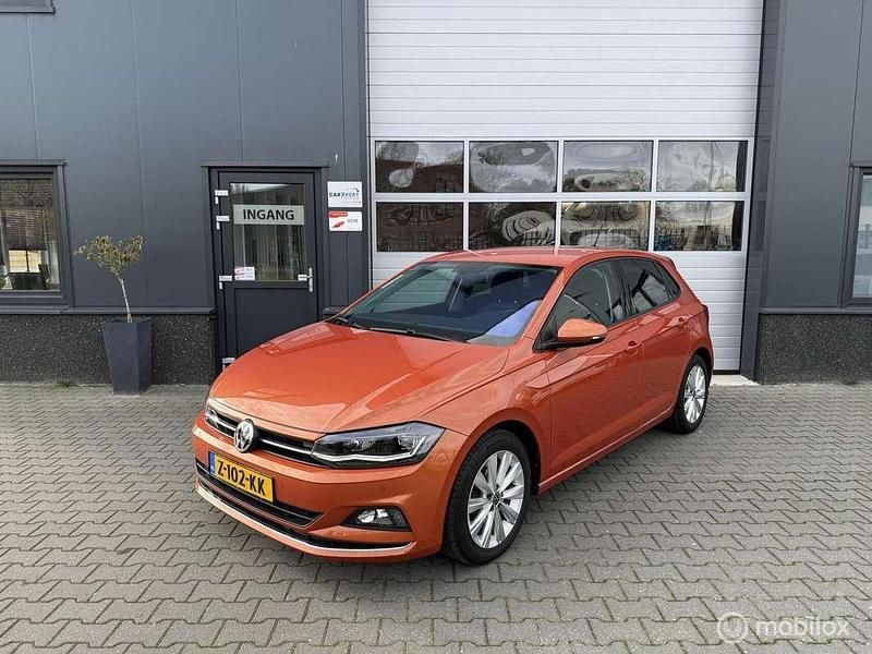 Oranje Gebruikt 2018 VW Polo Highline Hatchback | € 14.950 (Eerlijke prijs) - Afbeelding 1/1
