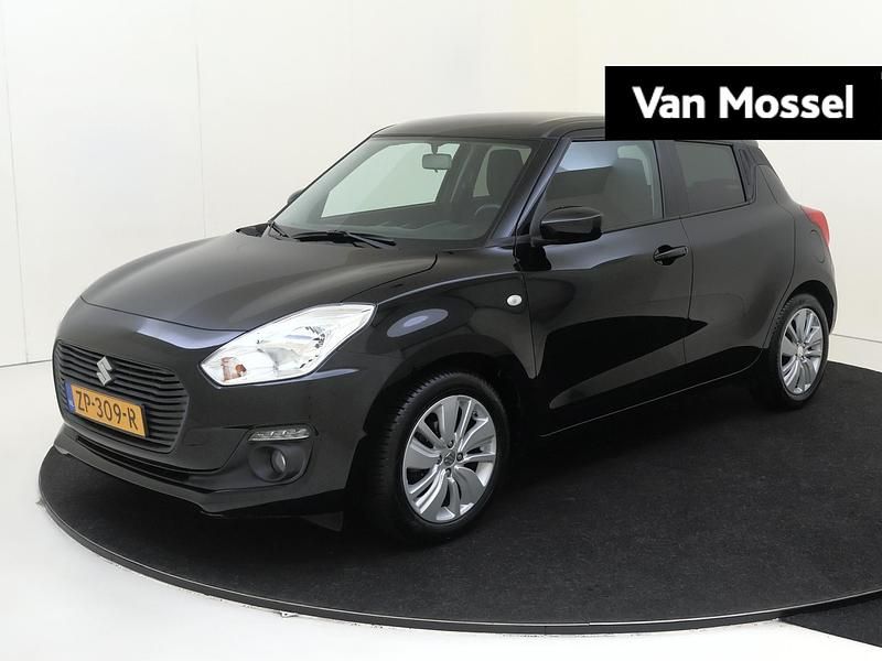 Zwart Gebruikt 2019 Suzuki Swift Hatchback | € 13.640 (Eerlijke prijs) - Afbeelding 1/4