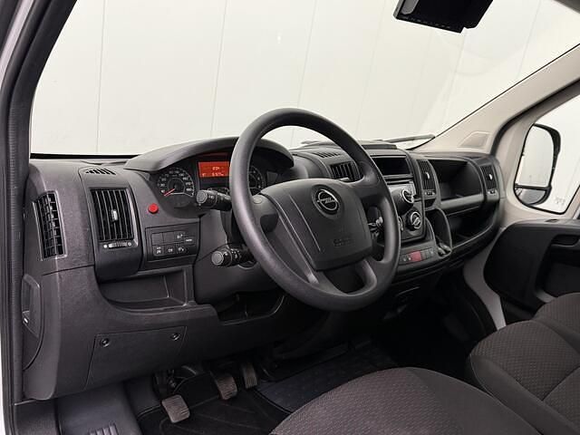 Occasion Opel Movano 143 PK (105 kW) 2023 Wit Van