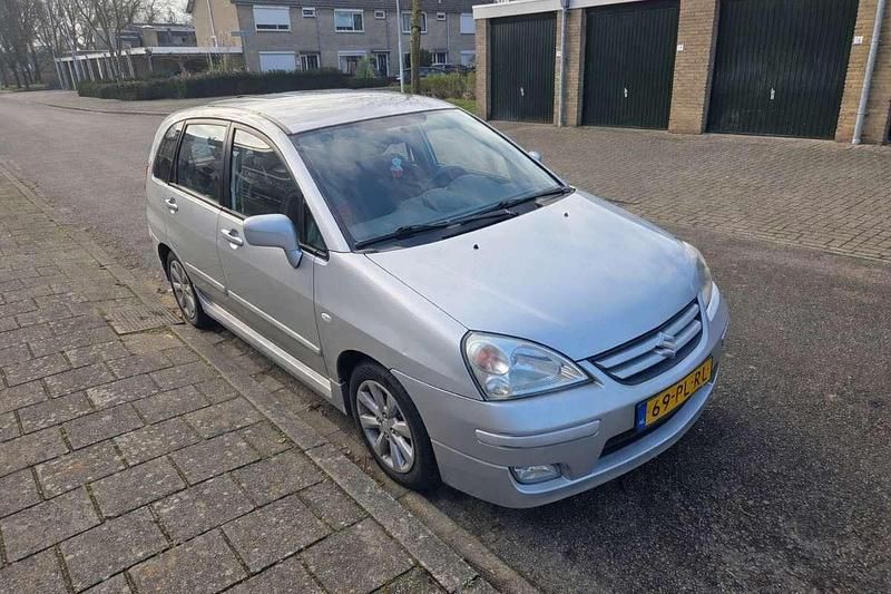 Zilver Occasion 2004 Suzuki Liana Exclusive Stationwagen | € 1.250 - Afbeelding 1/4