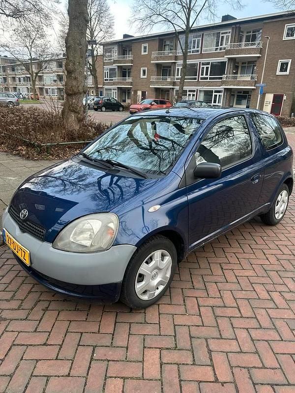 Occasion Toyota Yaris Terra 68 PK (50 kW) 1999 Blauw Hatchback