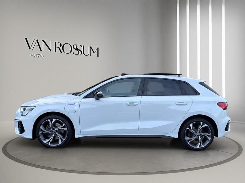 Occasion Audi A3 Sportback e-tron S-Line 204 PK (150 kW) 2021 Hatchback Hatchback