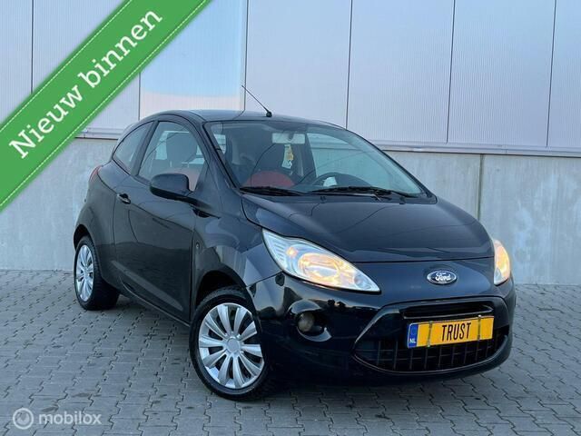 Zwart Gebruikt 2009 Ford Ka Titanium Hatchback | € 2.995 (Iets duurder) - Afbeelding 1/4