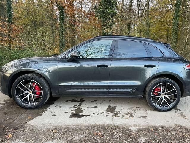 Grijs Gebruikt 2022 Porsche Macan Turbo SUV | € 61.999 - Afbeelding 1/4