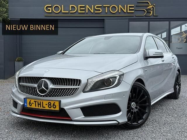 Grijs Gebruikt 2013 Mercedes A250 Ambition Hatchback | € 13.743 (Goede deal) - Afbeelding 1/4