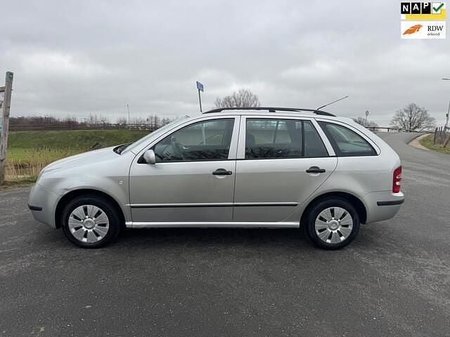 Occasion Skoda Fabia 75 PK (55 kW) 2004 Grijs (metallic) Stationwagen