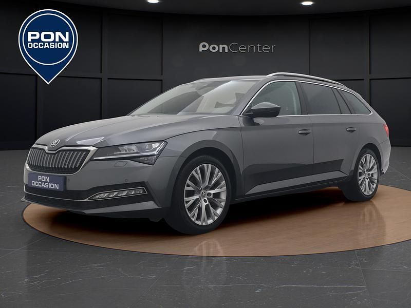 Grijs Gebruikt 2022 Skoda Superb Business Line Stationwagen | € 26.450 (Eerlijke prijs) - Afbeelding 1/3