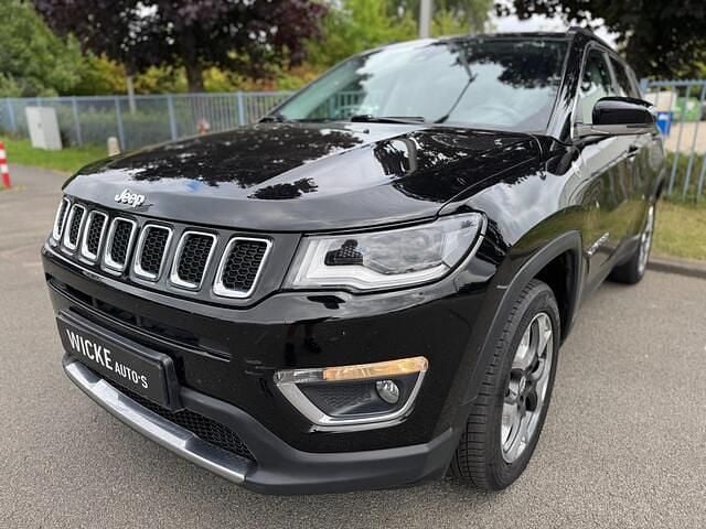 Zwart Gebruikt 2017 Jeep Compass Opening Edition SUV | € 16.900 (Eerlijke prijs) - Afbeelding 1/4