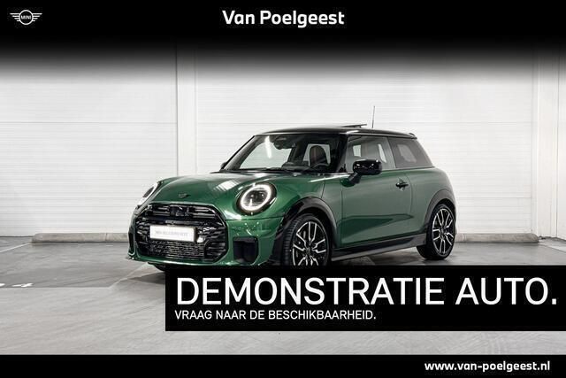 Groen Gebruikt 2025 Mini John Cooper Works Hatchback | € 58.123 - Afbeelding 1/4