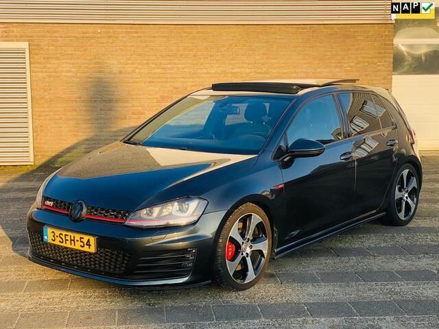 Grijs Gebruikt 2013 VW Golf VII GTI Hatchback | € 16.900 (Eerlijke prijs) - Afbeelding 1/4