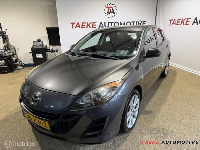 Grijs Occasion 2009 Mazda 3 Hatchback | € 3.950 (Eerlijke prijs) - Afbeelding 1/4
