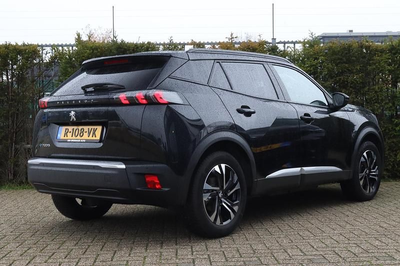 Occasion Peugeot e-2008 Allure 100 kW (136 PK) 2022 Zwart SUV