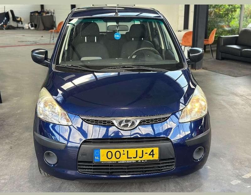 Blauw, metallic lak Gebruikt 2010 Hyundai i10 Active Hatchback | € 2.649 (Eerlijke prijs) - Afbeelding 1/4