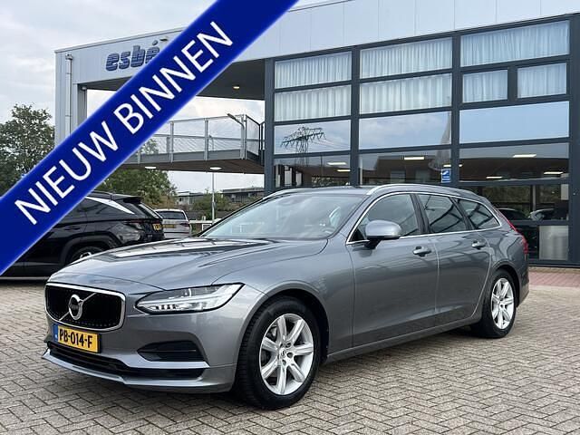 Grijs Gebruikt 2017 Volvo V90 Momentum Stationwagen | € 18.900 (Eerlijke prijs) - Afbeelding 1/4