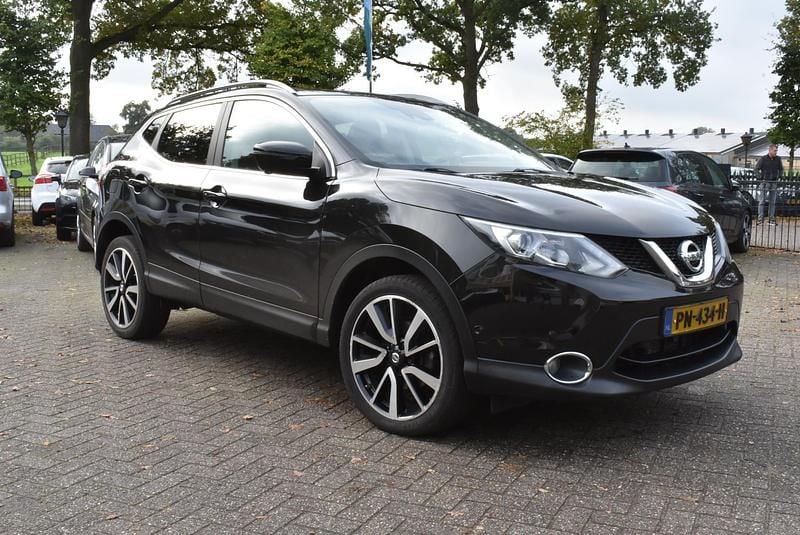 Occasion Nissan Qashqai Tekna 116 PK (85 kW) 2017 Zwart SUV