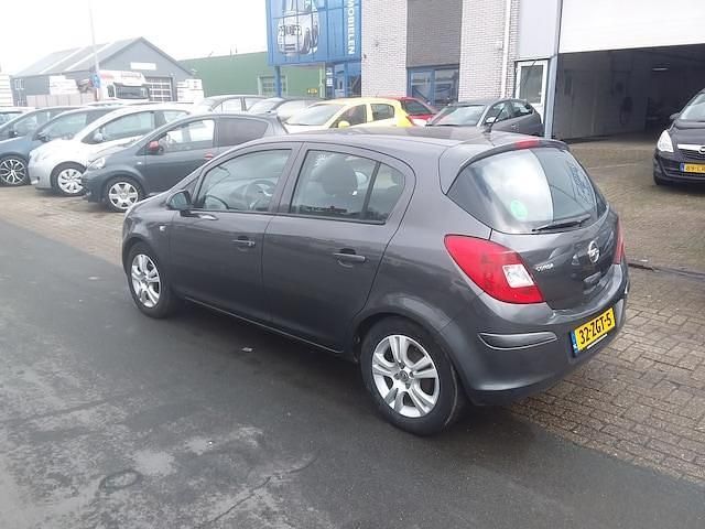 Occasion Opel Corsa Cosmo 2011 Grijs (metallic) Hatchback