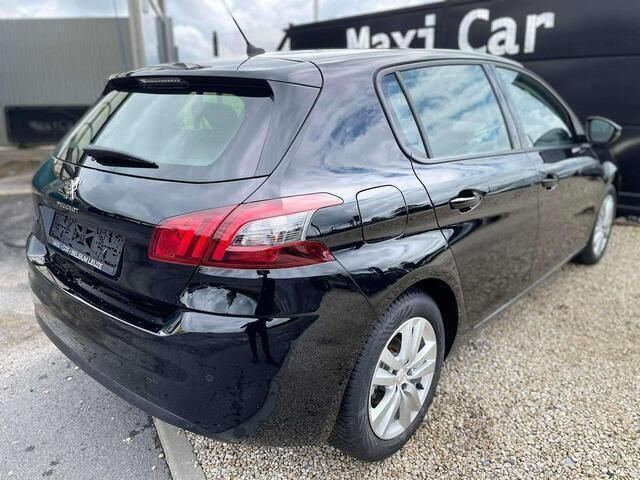 Occasion Peugeot 308 131 PK (96 kW) 2021 Zwart Sedan
