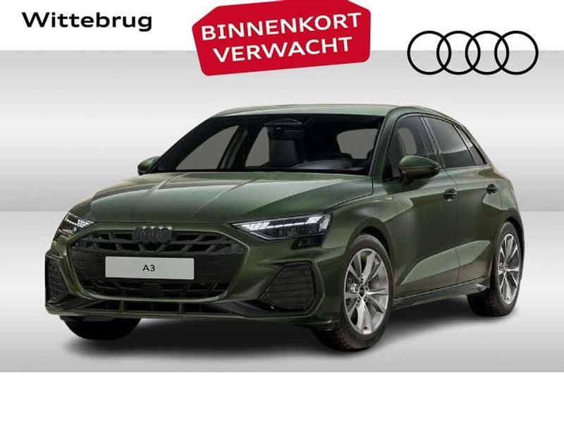 Groen Nieuw 2025 Audi A3 Sportback Comfort Hatchback | € 46.222 (Eerlijke prijs) - Afbeelding 1/4