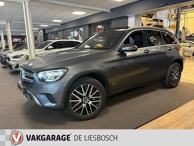 Occasion Mercedes GLC300 Premium Plus 211 PK (155 kW) 2020 Grijs SUV