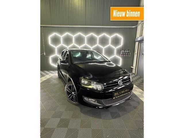 Zwart Gebruikt 2012 VW Polo Hatchback | € 6.395 (Goede deal) - Afbeelding 1/4