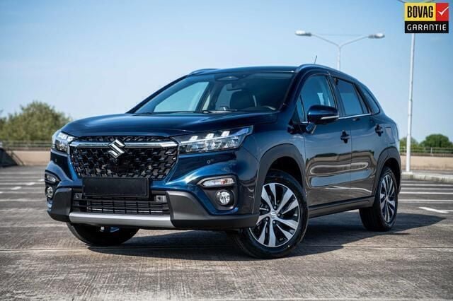 Blauw Gebruikt 2024 Suzuki SX4 S-Cross Style SUV | € 28.845 (Iets duurder) - Afbeelding 1/4