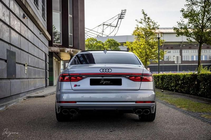 Occasion Audi S8 Advanced Plus 850 PK (625 kW) 2023 Grijs Sedan