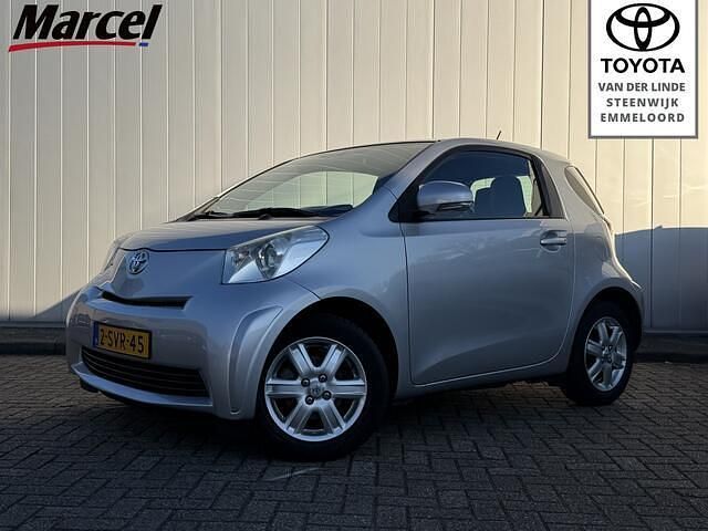 Occasion Toyota iQ 68 PK (50 kW) 2011 Grijs Hatchback