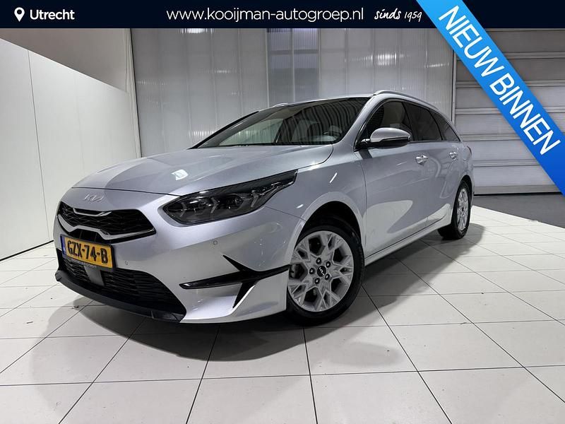 Sparkling silver m Occasion 2025 Kia Ceed Sportswagon Stationwagen | € 28.950 (Eerlijke prijs) - Afbeelding 1/4