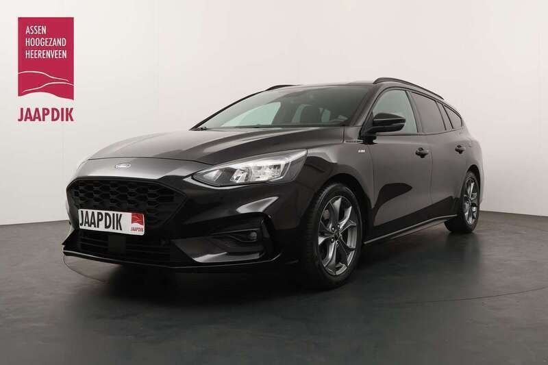 Zwart Gebruikt 2020 Ford Focus ST-Line X Stationwagen | € 15.899 (Super prijs) - Afbeelding 1/4