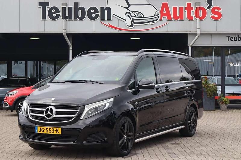 Zwart Gebruikt 2016 Mercedes V250 Avantgarde Edition MPV | € 34.985 (Super prijs) - Afbeelding 1/4