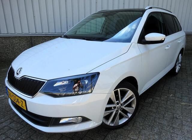 Wit Gebruikt 2017 Skoda Fabia Business Line Stationwagen | € 9.495 (Iets duurder) - Afbeelding 1/4