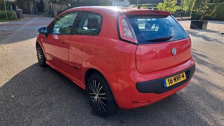 Gebruikt 2010 Fiat Punto | € 850 - Afbeelding 1/1