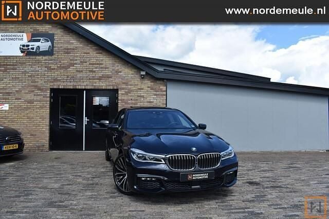 Zwart Gebruikt 2018 BMW 730 M Sport Sedan | € 37.900 (Duur) - Afbeelding 1/4