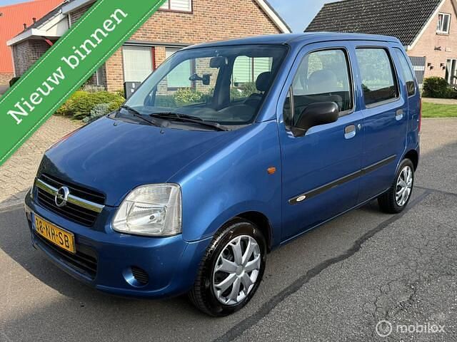 Blauw Gebruikt 2004 Opel Agila Essentia Hatchback | € 1.350 (Eerlijke prijs) - Afbeelding 1/4