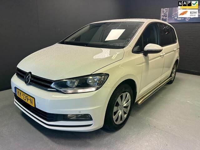 Wit Gebruikt 2016 VW Touran MPV | € 6.999 (Iets duurder) - Afbeelding 1/4