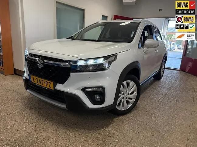 Wit Gebruikt 2024 Suzuki SX4 S-Cross SUV | € 26.799 - Afbeelding 1/4