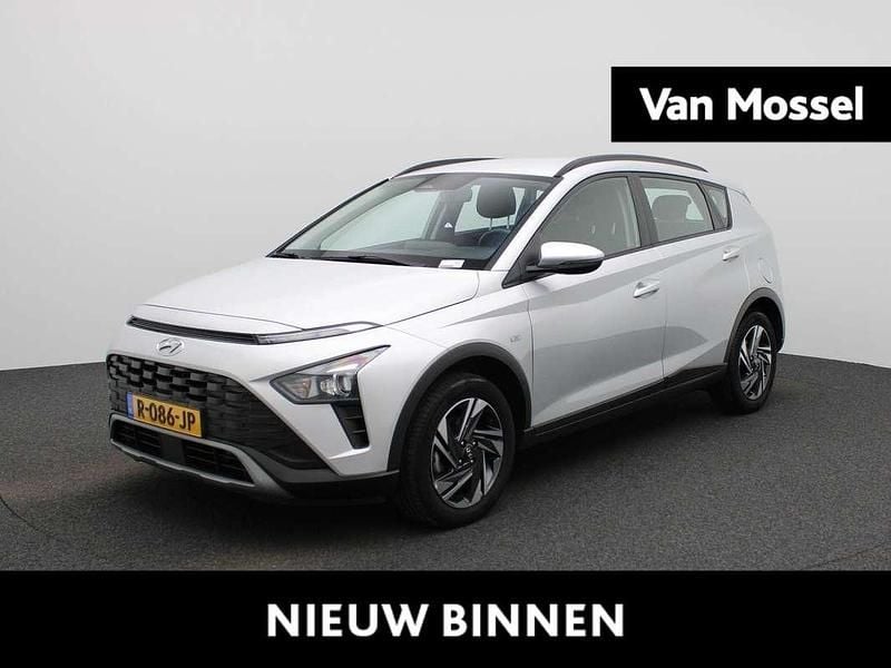 Grijs Gebruikt 2022 Hyundai Bayon Comfort SUV | € 17.900 (Eerlijke prijs) - Afbeelding 1/3
