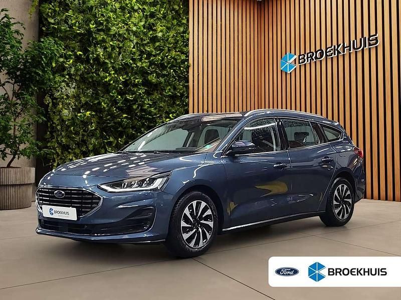 Blauw Occasion 2022 Ford Focus Titanium Stationwagen | € 19.900 (Goede deal) - Afbeelding 1/4