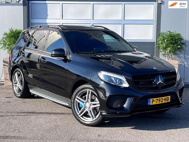 Zwart Occasion 2016 Mercedes GLE500 AMG SUV | € 24.350 (Super prijs) - Afbeelding 1/4