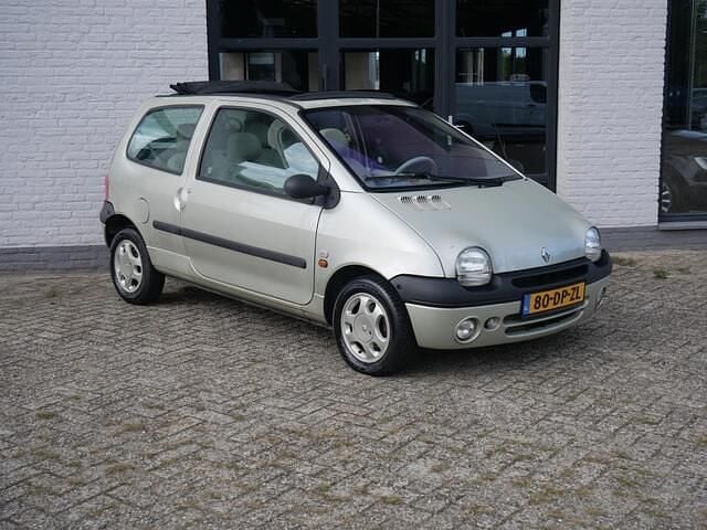 Occasion Renault Twingo Initiale 58 PK (42 kW) 1999 Geel Hatchback