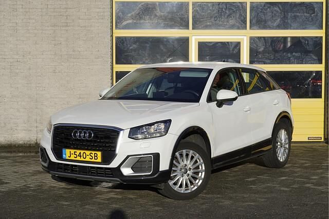 Wit Gebruikt 2020 Audi Q2 Proline SUV | € 15.950 (Super prijs) - Afbeelding 1/4