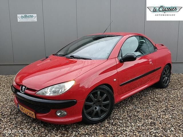 Rood Gebruikt 2003 Peugeot 206 CC Cabriolet | € 1.298 (Eerlijke prijs) - Afbeelding 1/4