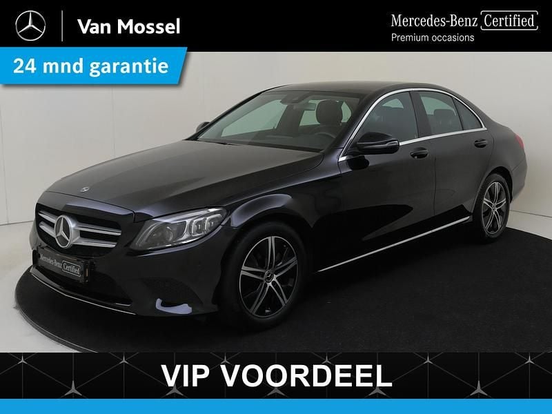 Zwart Gebruikt 2020 Mercedes C180 Business Sedan | € 29.945 (Iets duurder) - Afbeelding 1/4