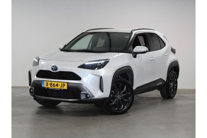 Wit Occasion 2023 Toyota Yaris Cross X-plore SUV | € 29.450 (Eerlijke prijs) - Afbeelding 1/1