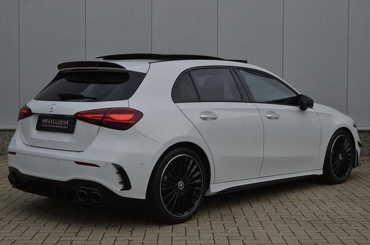 Occasion Mercedes A180 AMG 150 PK (110 kW) 2024 Wit Hatchback