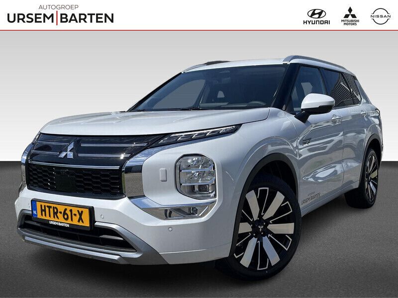 Wit Gebruikt 2025 Mitsubishi Outlander P-HEV Instyle SUV | € 59.930 - Afbeelding 1/4